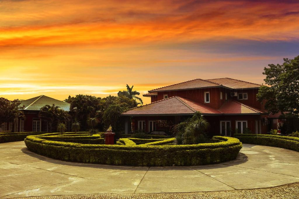 Dreamland Gold Resort & Hotel | Butwal hotels